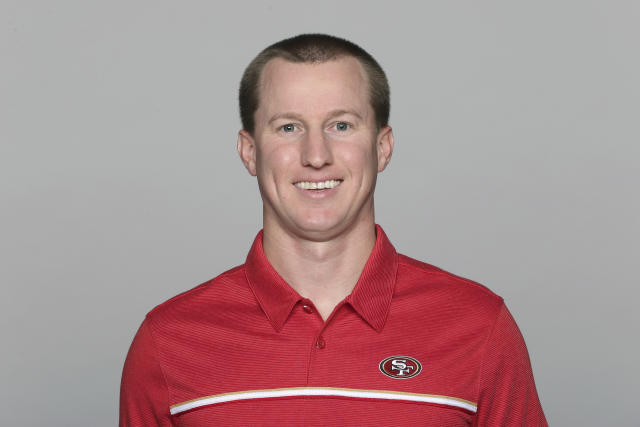 Sources: Texans interview 49ers passing game coordinator Bobby Slowik,  Bengals receivers coach Troy Walters, Patriots tight ends coach Nick Caley  for offensive coordinator job, looking at Cory Undlin, Marquand Manuel as  defensive