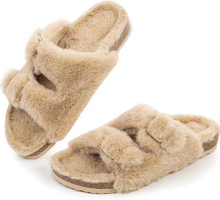 the fuzzy slide-on shoes