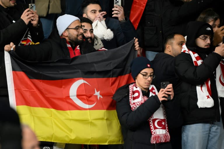 Der Vorsitzende der Deutsch-Türkischen Parlamentariergruppe im Bundestag hat Bundespräsident Frank-Walter Steinmeier zu kritischen Worten bei seinem bevorstehenden Türkei-Besuch aufgefordert. (Tobias SCHWARZ)