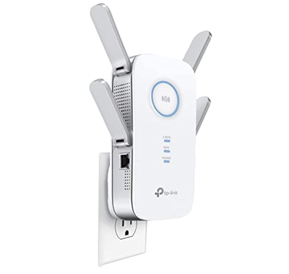 TP-Link AC2600 WiFi Extender (Photo via Amazon)