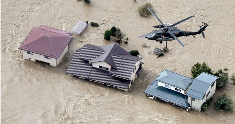 颱風哈吉貝重創日本，至少47條河川潰堤，水災頻傳。（圖／達志／路透社）