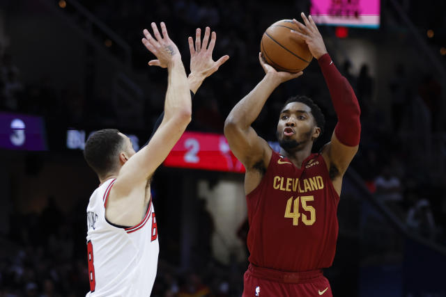 Donovan Mitchell scores 71 points, Cavs beat Bulls 145-134 in OT