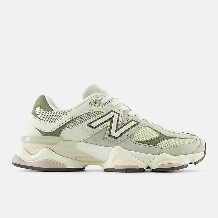 <p><a href="https://go.redirectingat.com?id=74968X1596630&url=https%3A%2F%2Fwww.newbalance.com%2Fpd%2F9060%2FU9060EEC-D-065.html&sref=https%3A%2F%2Fwww.cosmopolitan.com%2Fstyle-beauty%2Ffashion%2Fg28281273%2Fbest-shoe-brands%2F" rel="nofollow noopener" target="_blank" data-ylk="slk:Shop Now;elm:context_link;itc:0;sec:content-canvas" class="link rapid-noclick-resp">Shop Now</a></p><p>9060 Sneakers </p><p>newbalance.com</p><p>$149.99</p>