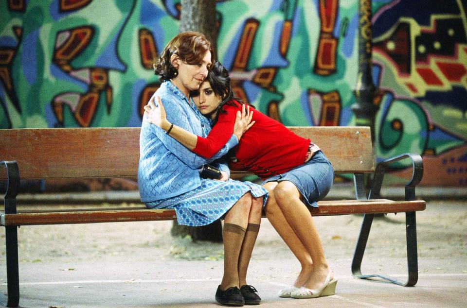 Carmen Maura and Penelope Cruz star in Volver (REUTERS)