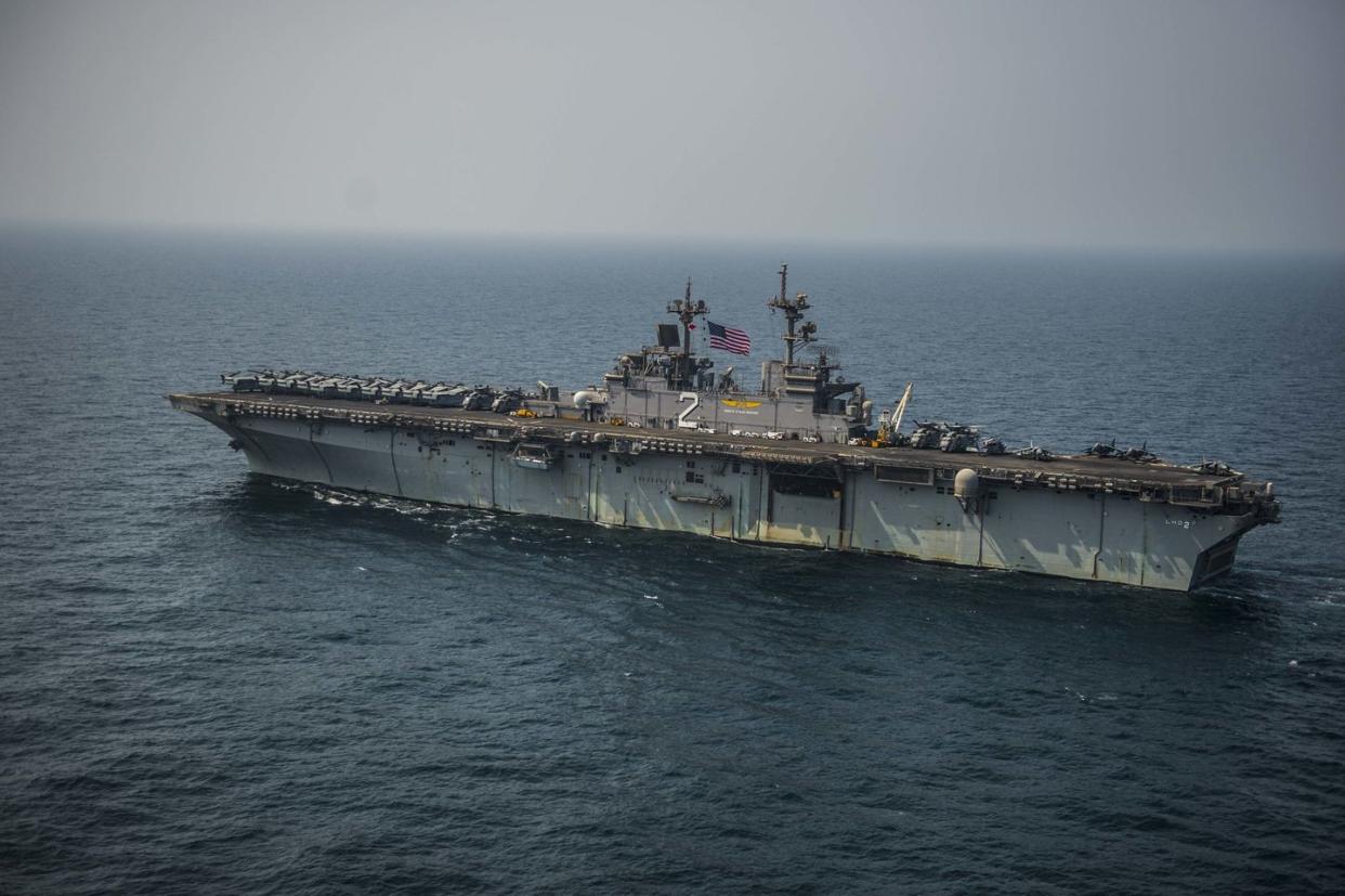 Photo credit: U.S. Navy Photo by Mass Communication Specialist 2nd Class Bradley J. Gee/DVIDS
