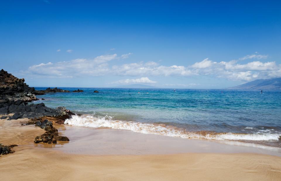 Wailea Beach is just one of the many sunny and sandy spots on the Hawaiian island of Maui. (Photo: Smith Collection/Gado via Getty Images)