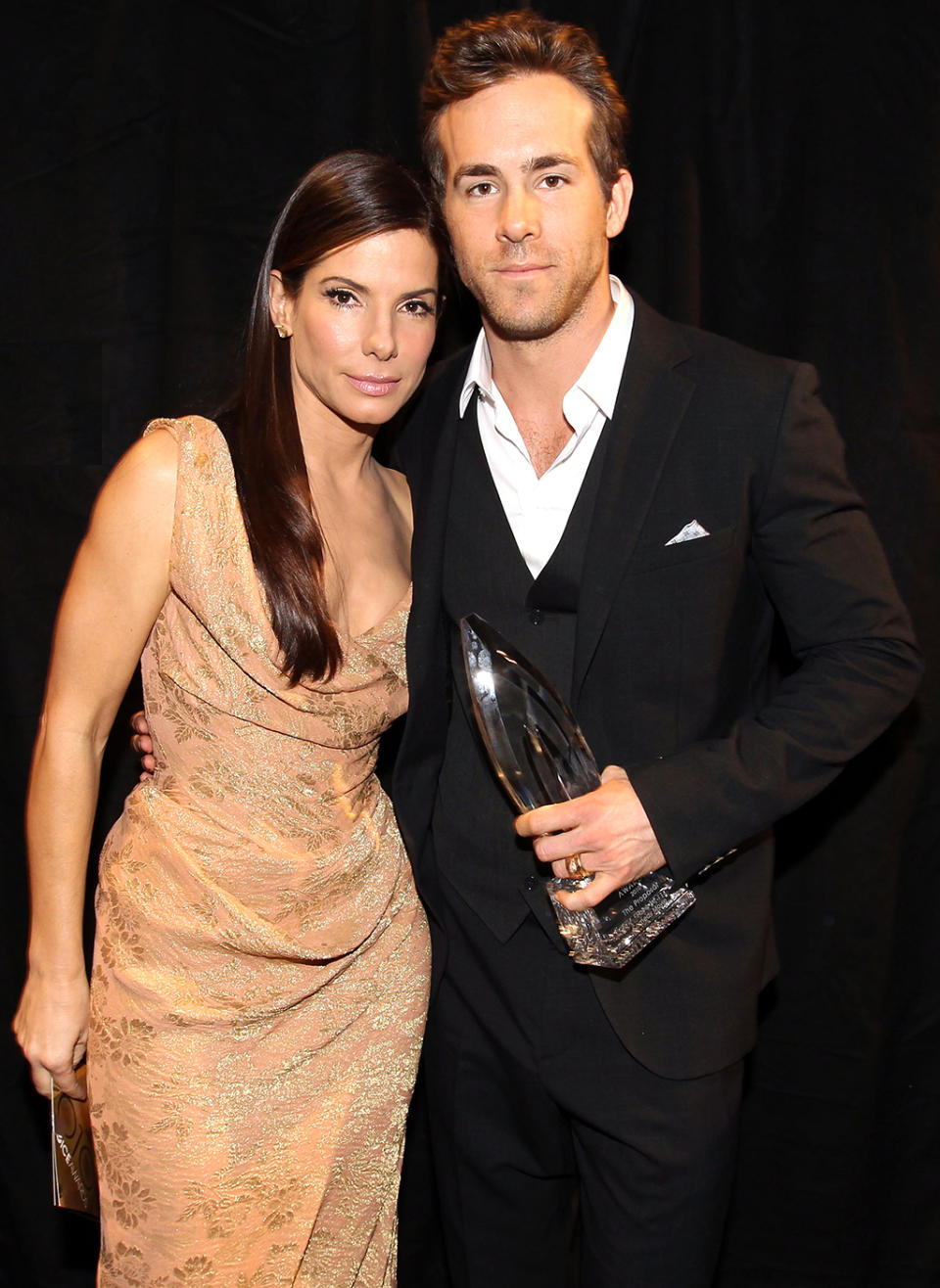 <p><em>The Proposal</em> stars Sandra Bullock and Reynolds were nominated for Favorite On-Screen Team at the 2010 event. (Photo: Christopher Polk/Getty Images) </p>