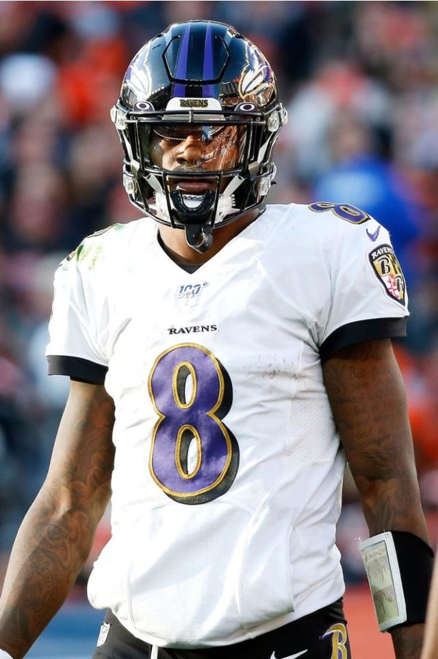 Ravens' QB Lamar Jackson gave his offensive linemen rolex watches for  Christmas  CHECK OUT THE BLING! 