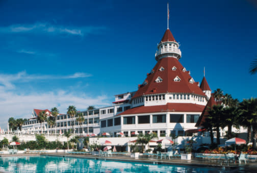 <b><p>Hotel del Coronado (San Diego, California, US)</p></b> <p>The most famous haunting is the story of Kate Morgan who checked into room 302; her dead body was found six days later on the steps to the beach in front of the hotel.</p>