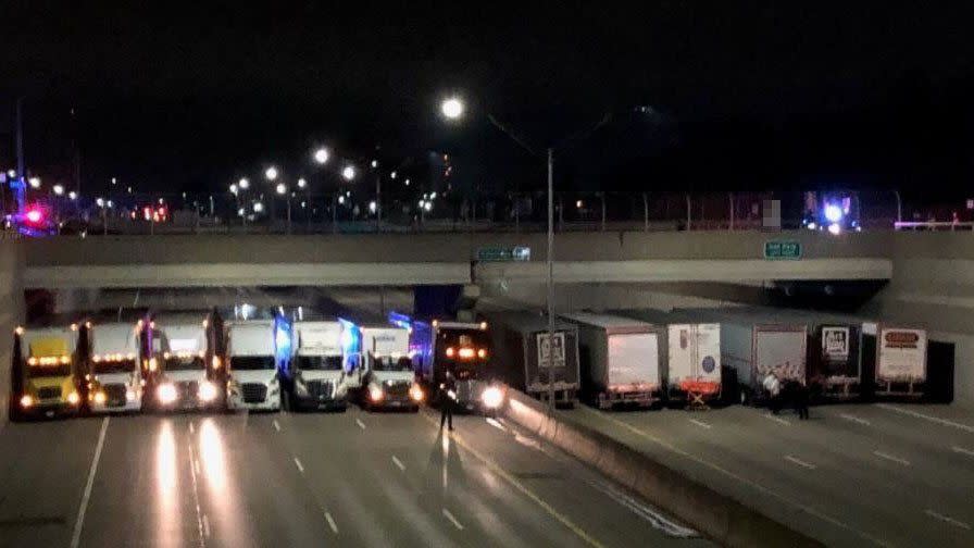 Thirteen truck drivers all responded to the police call for help. Source: Twitter/<span>Michigan State Police</span>