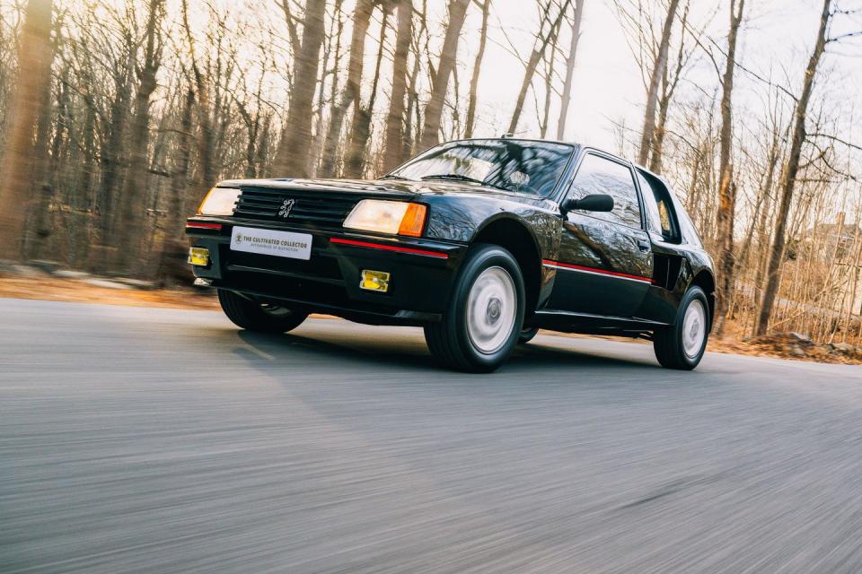 <p>Peugeot 205 T16</p>