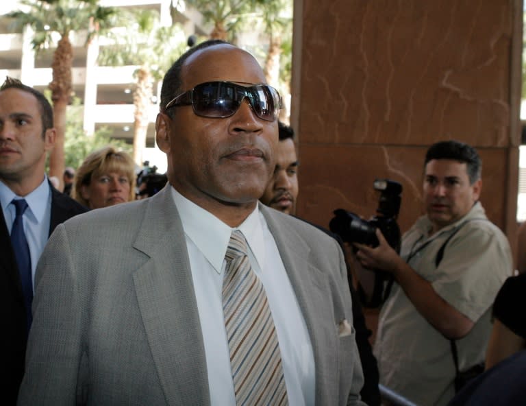 O.J. Simpson à son arrivée au tribunal qui le jugeait pour un vol commis en 2007 (Jae C. Hong)