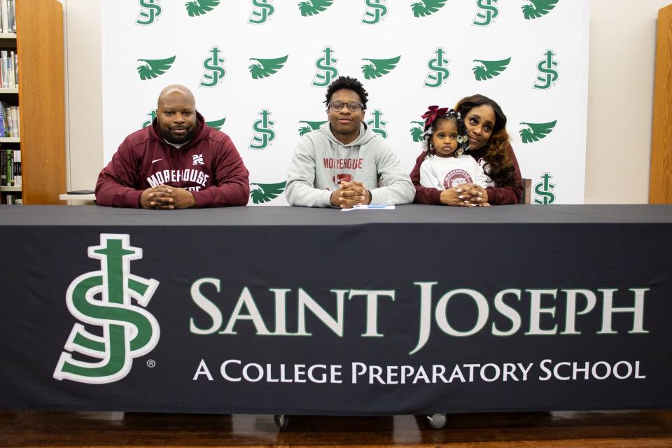 St. Joseph's Jason Ridges signed to play football at Morehouse College