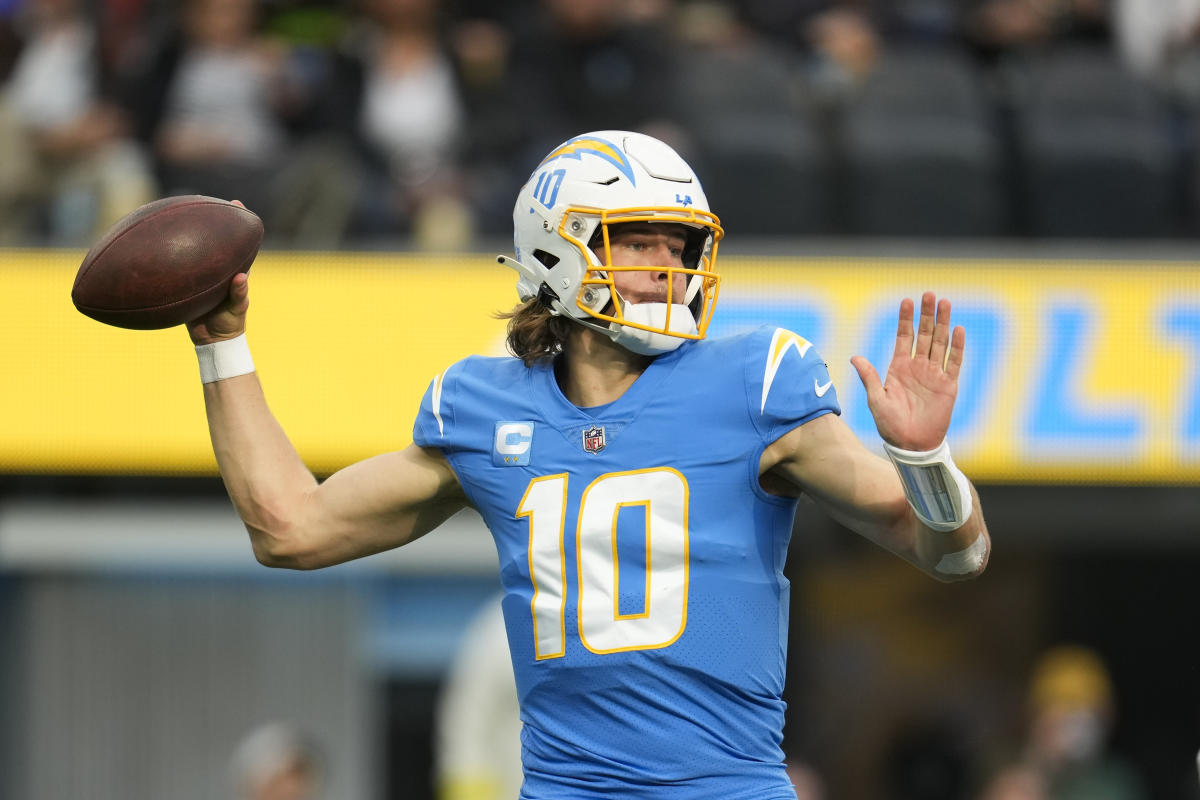 Chargers News: Justin Herbert keeps Chargers QB situation in top half of  the NFL - Bolts From The Blue