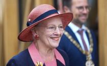 Seit 1972 ist Königin Margrethe II. die amtierende Regentin von Dänemark. Ihr Mann, Prinz Henrik von Dänemark, verstarb 2018, nachdem er sich bereits 2016, ein Jahr nach der Goldenen Hochzeit des Paares, von seinen Aufgaben zurückzog und auch seinen Titel "Prinzgemahl" ablegte. (Bild: Claus Fisker/Ritzau Scanpix/AFP via Getty Images)