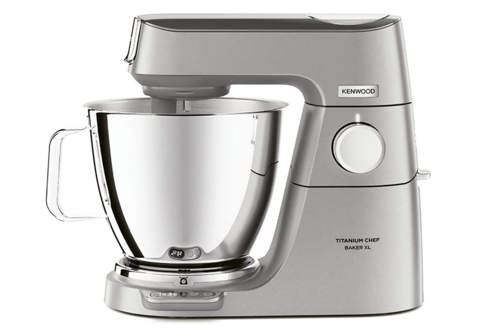 
Kenwood Titanium Chef Baker XL 7L Kitchen Machine with Integrated Weighing Scale KVL85.004SI, Silver. (PHOTO: Amazon Singapore)