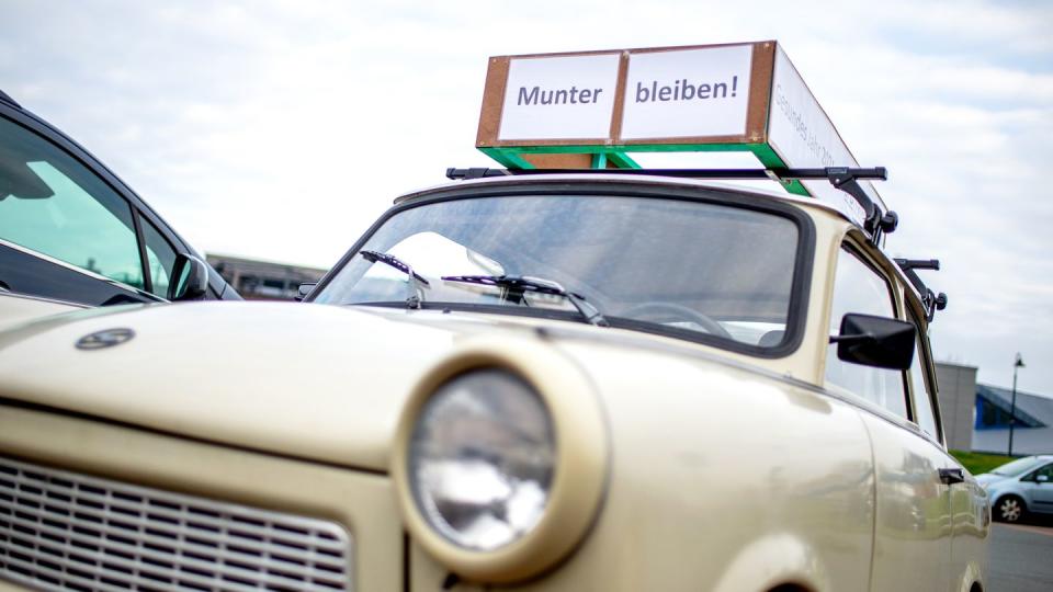 Mit dem erlangten Oldtimer-Status steigt auch der Wert von Wartburg und Trabant. Laut Autoexperte des VDA würden für einen Trabant in Topzustand durchaus 10.000 Euro gezahlt.