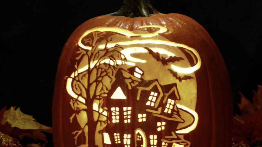 pumpkin carving haunted house