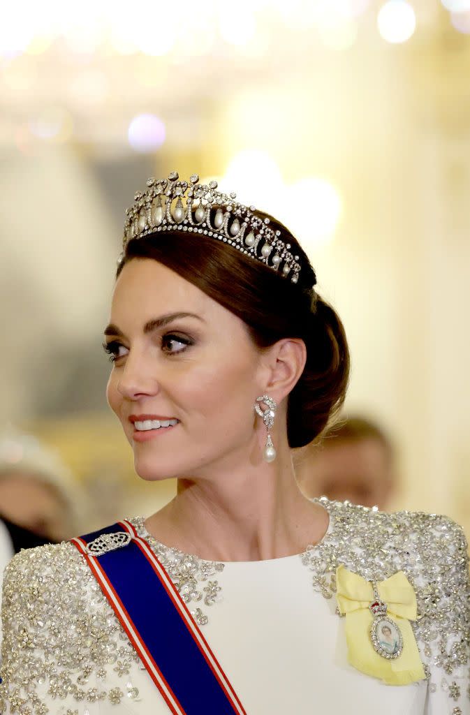 london, england   november 22 catherine, princess of wales during the state banquet at buckingham palace on november 22, 2022 in london, england this is the first state visit hosted by the uk with king charles iii as monarch, and the first state visit here by a south african leader since 2010 photo by chris jacksongetty images