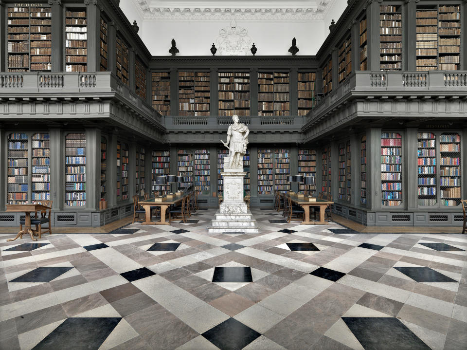 Photographer travels the globe documenting the world’s most beautiful libraries