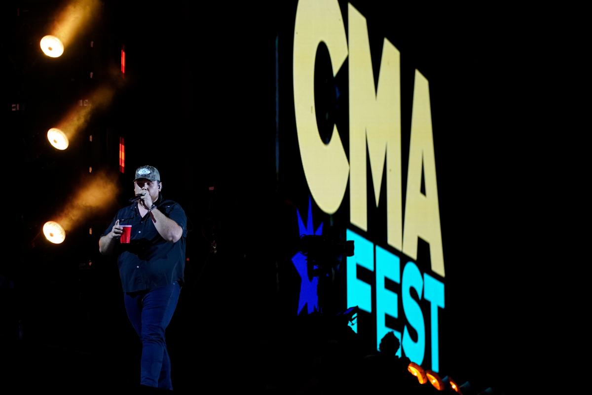 CMA Fest announces initial lineup, ticket info for 50th anniversary event