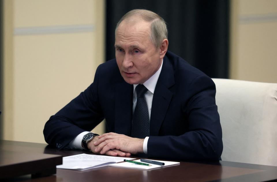 <p>Rusia se ha convertido en el principal enemigo del mundo occidental. La nación dirigida por Vladímir Putin acumula 12.665 sanciones hasta el 28 de octubre de este 2022, la mayoría por parte de Estados Unidos, la Unión Europea y Reino Unido. De todas ellas, 9.970 le fueron impuestas desde el 22 de febrero, día en que reconoció los territorios del Donbás autoproclamados independientes de Donetsk y Lugansk y dos jornadas antes del inicio de la invasión de Ucrania. (Foto: Mikhail Metzel / SPUTNIK / AFP / Getty Images).</p> 