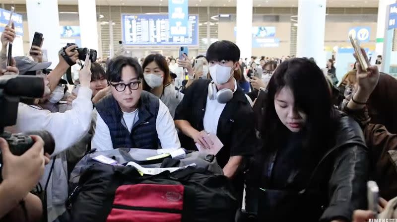許光漢在韓國人氣相當高，此次拍攝韓劇備受關注。（圖／翻攝YT BIMONG）