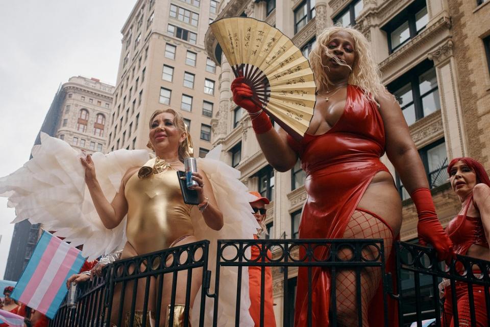 紐約市驕傲遊行週日（6/30）舉行，2.5萬名表演者參與。美聯社