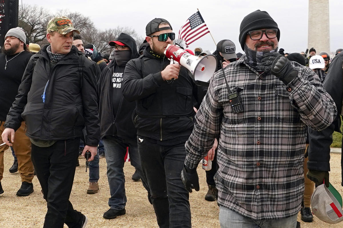 Бивш организатор на Proud Boys получи 17 години затвор, втора най-дълга присъда на 6 януари, дело за бунт в Капитолия