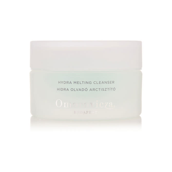 Recommended: Omoricza Melting Cleanser