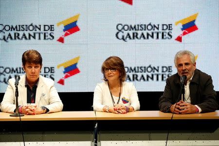 Cecilia Garcia Arocha (L), rector of the Central University of Venezuela (UCV), Jessy Divo (C), rector of the University of Carabobo and Benjamin Ruben Scharifker, rector of the Metropolitan University (UNIMET), address the media after an unofficial plebiscite against President Nicolas Maduro's government and his plan to rewrite the constitution, in Caracas, Venezuela July 16, 2017. REUTERS/Carlos Garcia Rawlins