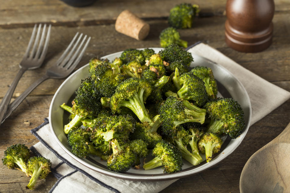 <p>When it comes to brocolli, the overriding advice is to steam not boil. Simply trim the stems and drizzle with salt and oil before roasting for 20-25 minutes. <em>[Photo: Getty]</em> </p>