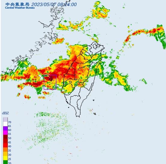 氣象局針對「澎湖縣」發布大雷雨即時訊息，持續時間至10時30分止。（圖／翻攝自氣象局）