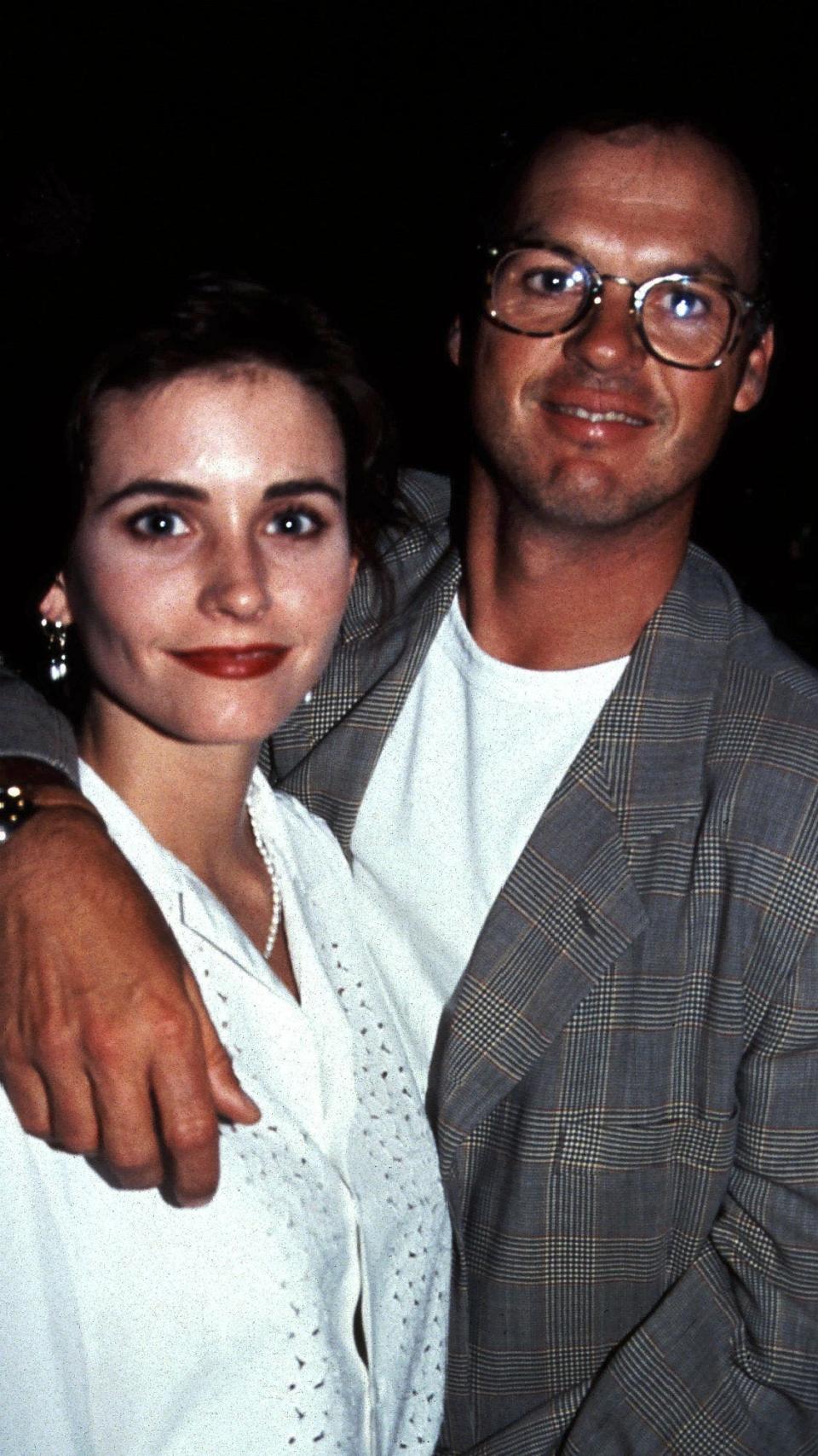 Michael Keaton y Courteney Cox se conocieron en 1989 por un amigo en común