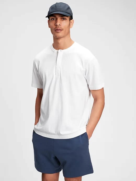 Henley T-Shirt