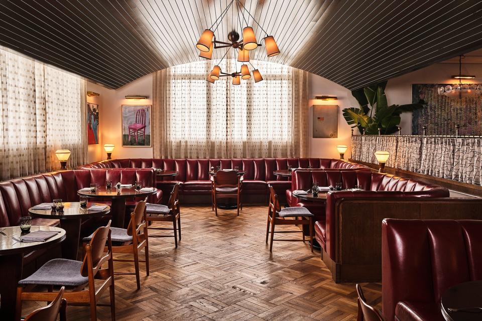 Interior of the restaurant at Holloway House