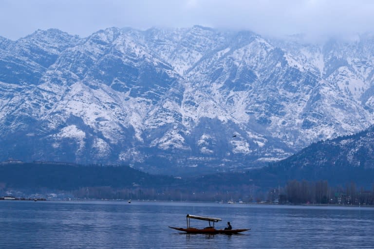 Wegen ungewöhnlich geringer Schneemassen im Himalaya ist nach Angaben von Wissenschaftlern die Wasserversorgung von Millionen von Menschen gefährdet. (TAUSEEF MUSTAFA)