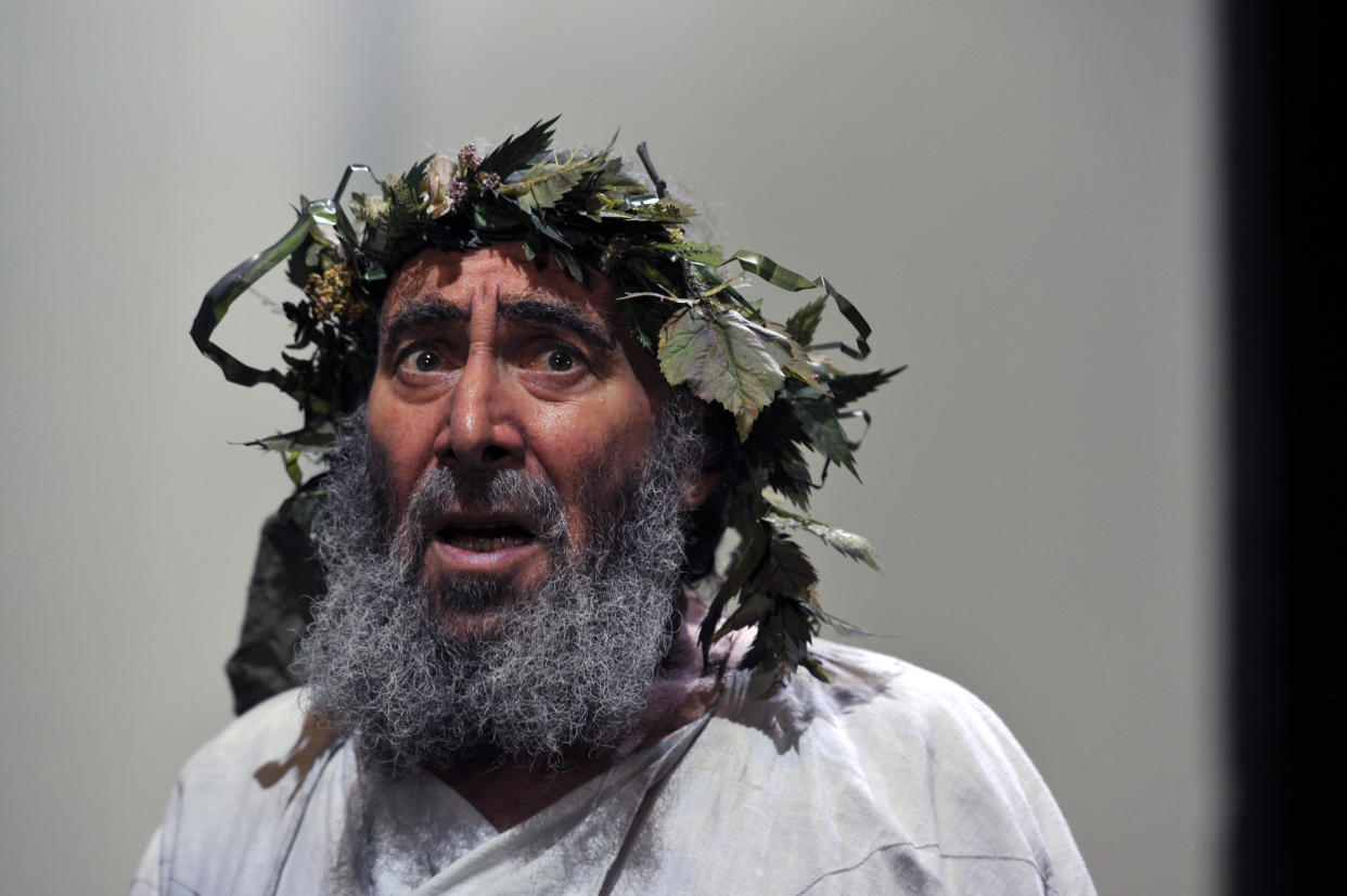 Sir Antony Sher as King Lear in William Shakespeare's King Lear at the Royal Shakespeare Theatre, Stratford-upon-Avon, in 2016. (Photo by Robbie Jack - Corbis/Corbis via Getty Images)