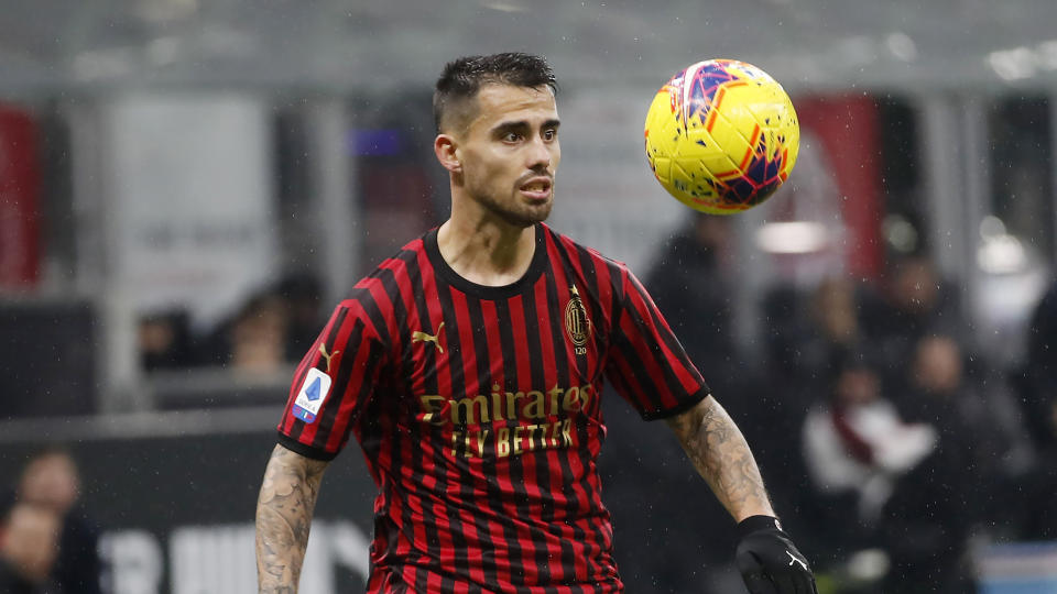 AC Milan's Suso controls the ball during the Serie A soccer match between AC Milan and Sassuolo at the San Siro stadium, in Milan, Italy, Sunday, Dec. 15, 2019. (AP Photo/Antonio Calanni)