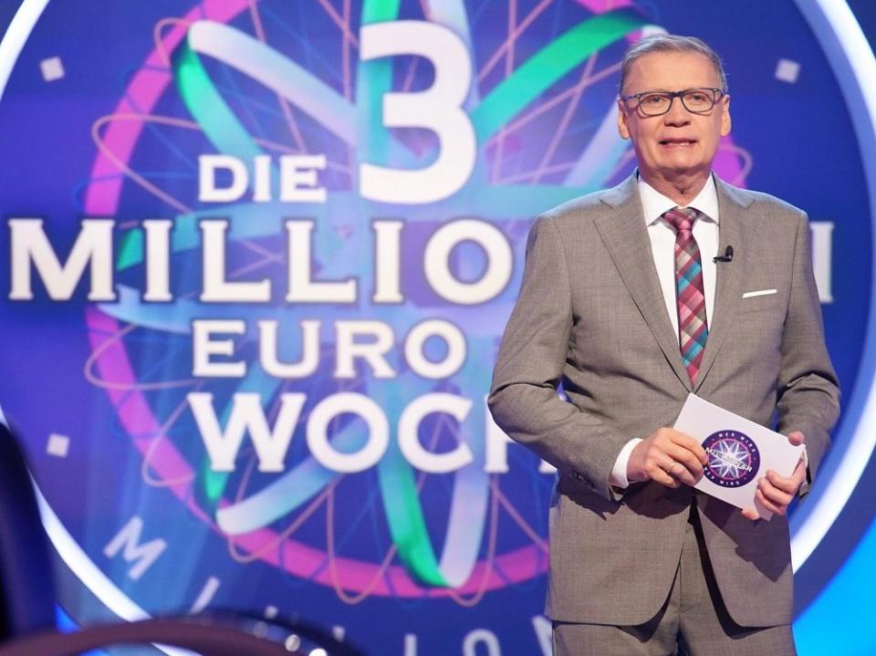 Schon im Frühjahr lud Moderator Günther Jauch zur Spezialwoche ein, doch niemand nahm den Hauptgewinn mit nach Hause. (Bild: RTL / Stefan Gregorowius)