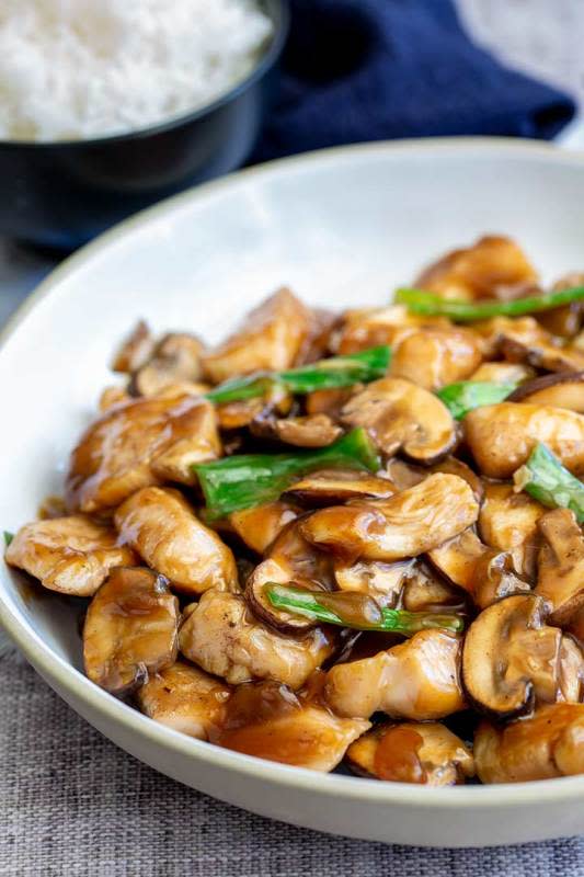 <p>Sprinkles and Sprouts</p><p>This Chinese chicken and mushrooms is so quick and easy to make at home, it will become a regular go-to. Delicious, quick and easy!</p><p><strong>Get the recipe: <a href="https://www.sprinklesandsprouts.com/chinese-chicken-mushrooms/" rel="nofollow noopener" target="_blank" data-ylk="slk:Chinese Chicken and Mushrooms;elm:context_link;itc:0;sec:content-canvas" class="link ">Chinese Chicken and Mushrooms</a></strong></p>