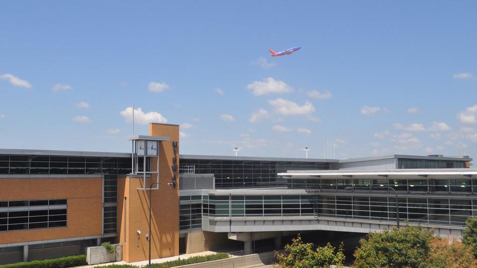 Exterior of Midway Intl Airport