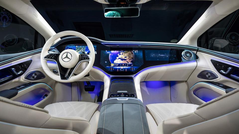 2025 mercedes benz eqs interior