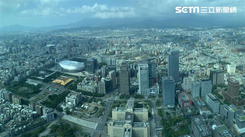 網友認為廣州市容街道寬廣、沒什麼機車，詢問「中國一線城市是不是贏過台北了？」。（示意圖／記者馮珮汶攝）