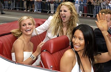 Cameron Diaz , Drew Barrymore and Lucy Liu at the LA premiere of Columbia's Charlie's Angels: Full Throttle