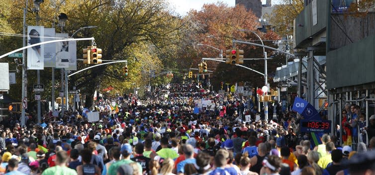 <span class="caption">The 2016 New York Marathon.</span> <span class="attribution"><a class="link " href="https://www.shutterstock.com/image-photo/new-york-city-november-6-2016-515719792?src=RKk6cvz1Xg5piYj1CIlWOw-1-0" rel="nofollow noopener" target="_blank" data-ylk="slk:a katz/Shutterstock;elm:context_link;itc:0;sec:content-canvas">a katz/Shutterstock</a></span>