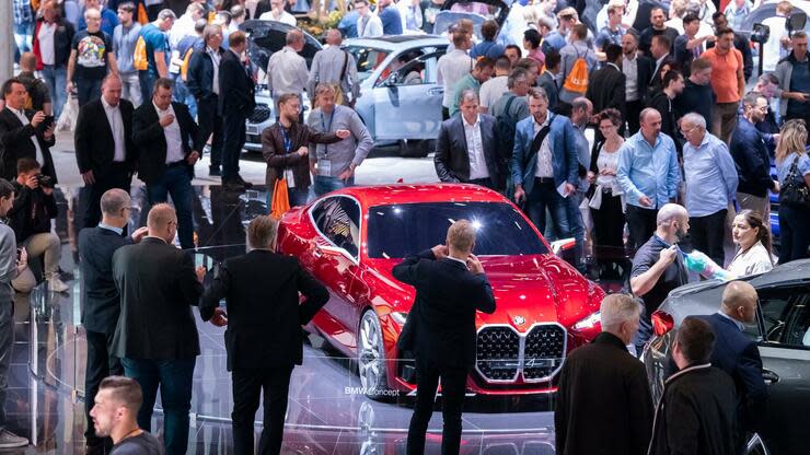 Die Autoshow soll zum Mobilitätsfestival umgebaut werden – in Berlin, Hamburg oder München. Foto: dpa