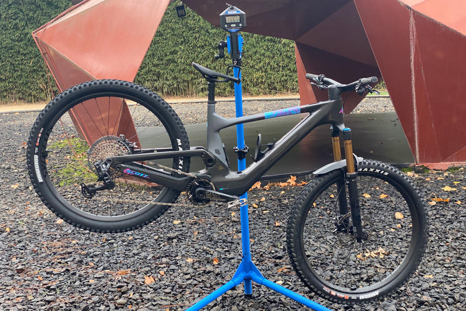 2024 Scott Voltage eRide lightweight TQ-powered carbon eMTB all-mountain ebike, 19.65kg actual weight