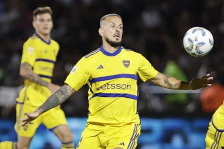 Darío Benedetto tuvo minutos en el final del empate sin goles entre Platense y Boca