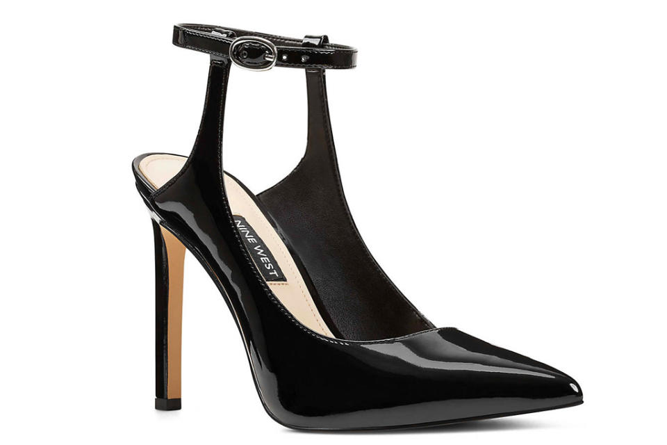 jessica simpson, heels, black pumps, nine west